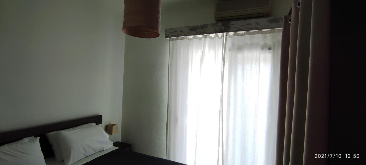 Epavlis Apartment Nea Peramos  Luaran gambar