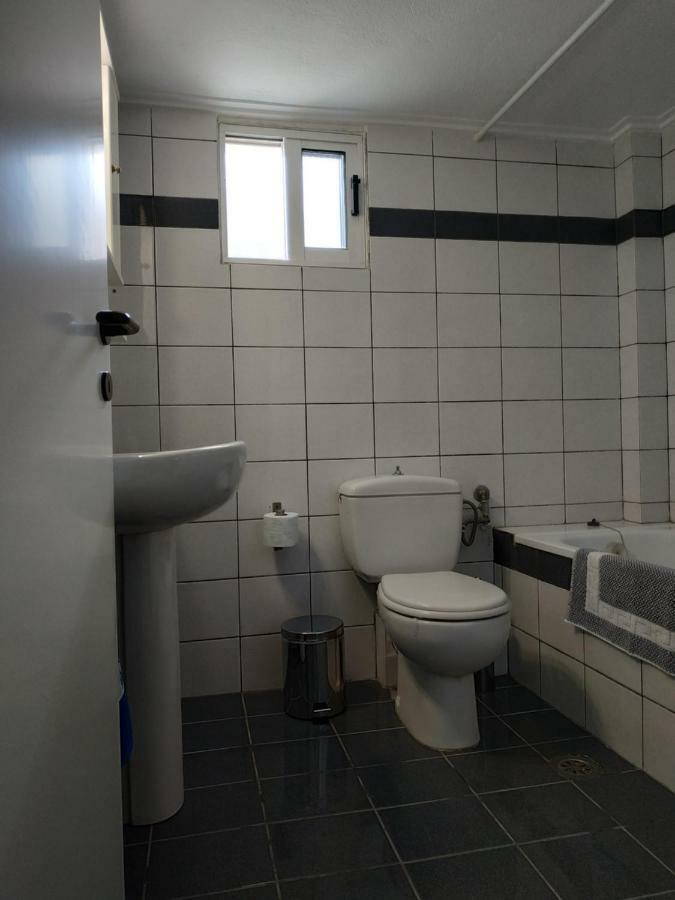 Epavlis Apartment Nea Peramos  Luaran gambar